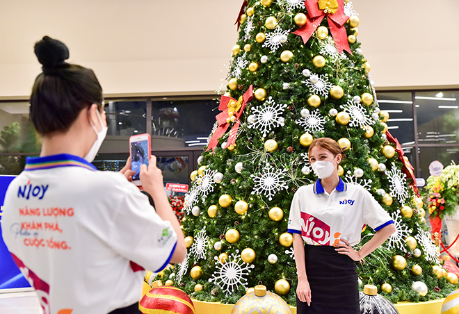 Rộn ràng với không khí Giáng Sinh sớm tại điểm check-in mới toanh giữa Sài Gòn - 15