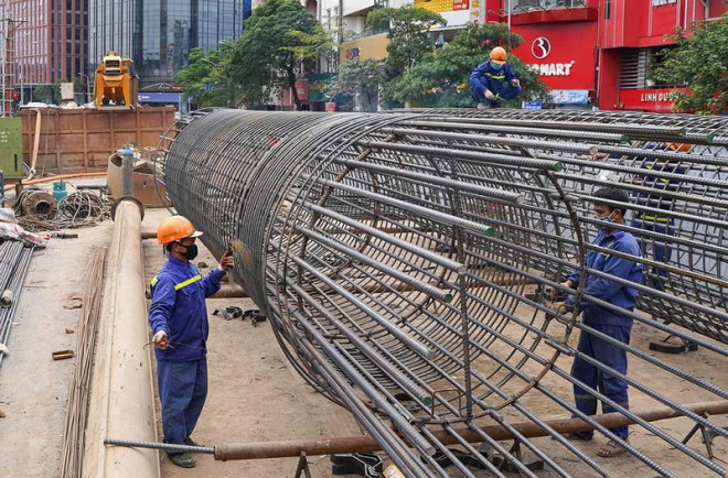 Hà Nội: Cận cảnh cầu vượt chữ C gần 150 tỉ đồng đang xây dựng - 6