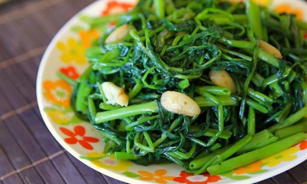 Chuyên gia chỉ ra 7 sai lầm khi ăn rau muống, cần loại bỏ ngay - 1