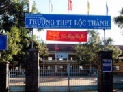 Bắt tạm giam 4 cô gái đánh nữ sinh lớp 11 tại Lâm Đồng