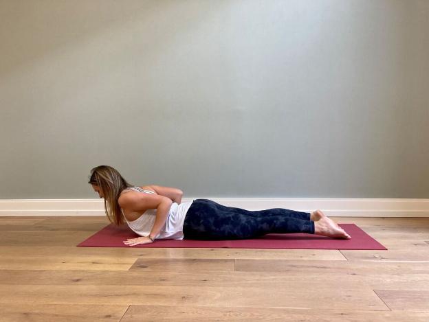 5 tư thế yoga giúp tăng cường sức khỏe trong mùa đông - 5