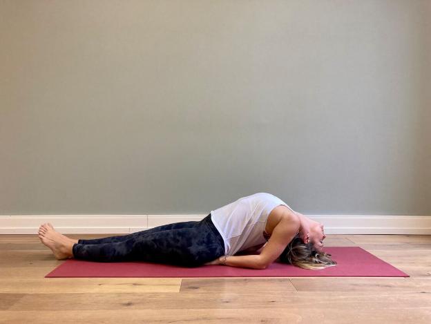 5 tư thế yoga giúp tăng cường sức khỏe trong mùa đông - 6
