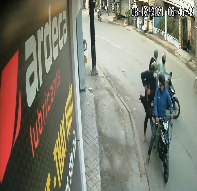 Tin tức 24h qua: Tố chồng chưa cưới bạo hành, siêu mẫu Khả Trang được công an đưa đi giám định - 2