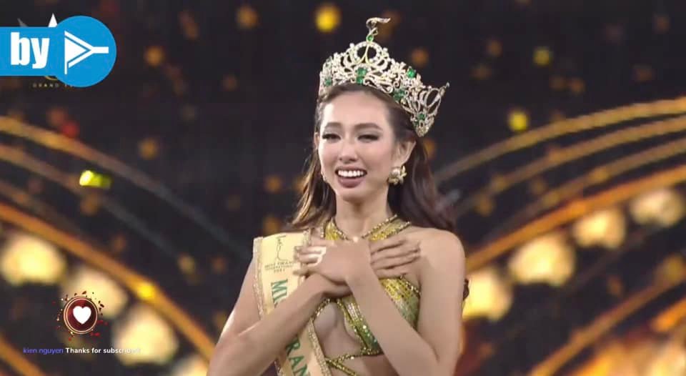 Thùy Tiên xuất sắc đăng quang Hoa hậu Hòa bình Thế giới năm 2021 - 1