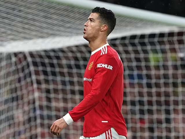 Ronaldo bị đau vẫn chạy 12 giây dọc sân ở phút 88, nói gì về mốc 800 bàn? - 1