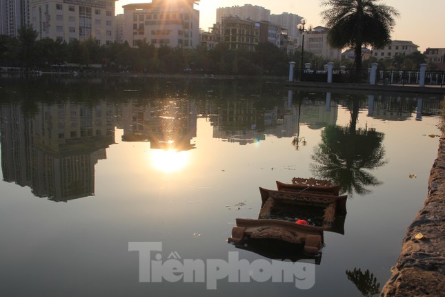 Công viên 'trăm tỷ' ở Hà Nội mới đưa vào sử dụng đã xuống cấp - 13