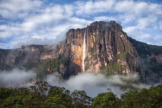 Những địa điểm ngoài đời thật truyền cảm hứng để tạo nên các bộ phim Disney - 8