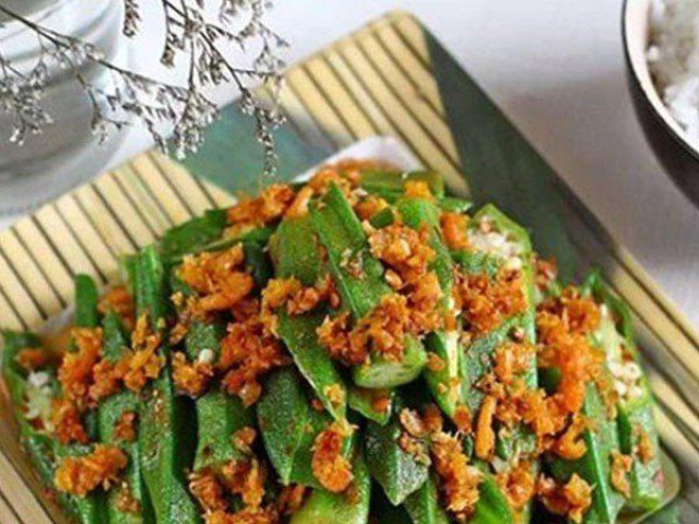 Cách thực hiện bắp xào tôm thô bơ ăn là nghiện