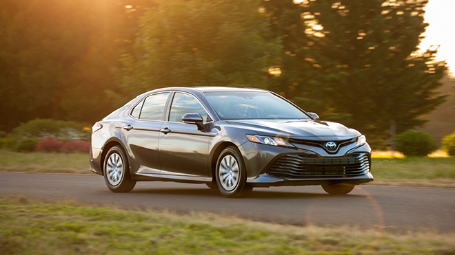 Giá xe Toyota Camry lăn bánh tháng 12/2021 - 9