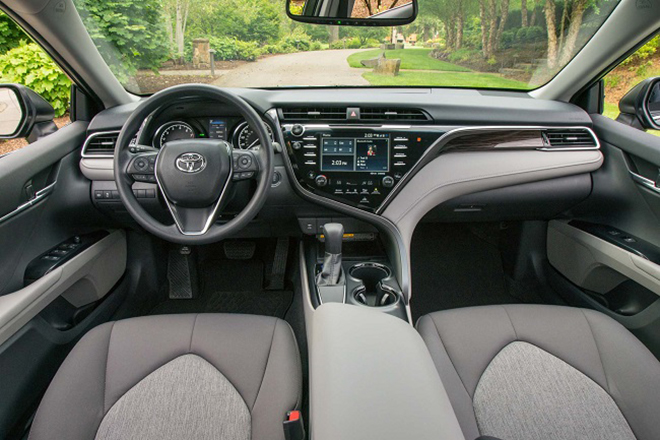 Giá xe Toyota Camry lăn bánh tháng 12/2021 - 7