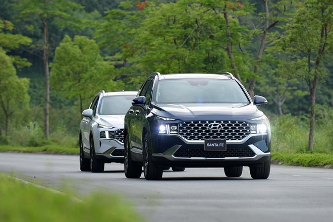 Giá xe Hyundai Santa Fe lăn bánh tháng 12/2021, giảm 50% LPTB - 4