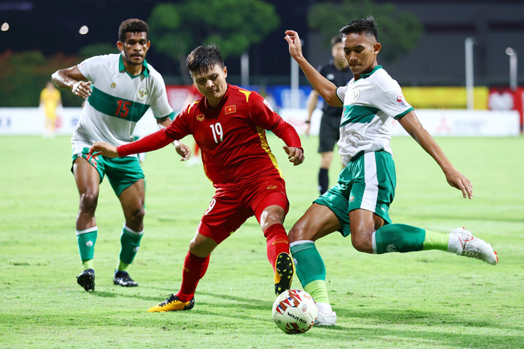 Video bóng đá Việt Nam - Indonesia: Thế trận một chiều, nỗ lực tột cùng (AFF Cup) - 2