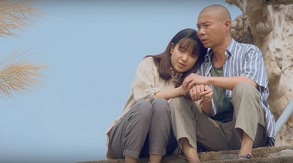 "Người tình màn ảnh" kém 20 tuổi của Công Lý dáng nuột nà nhờ làm điều này mỗi ngày - 3