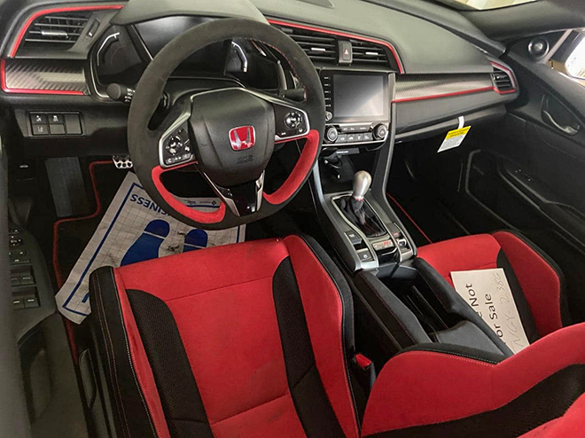 Honda Civic Type R đầu tiên có mặt tại Việt Nam, giá hơn 3 tỷ đồng - 5