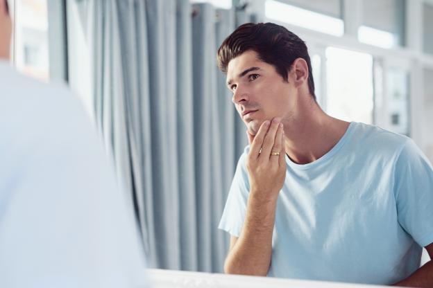 Mùa hanh khô, nam giới nên chăm sóc da thế nào? - 2