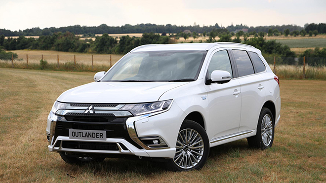 Giá xe Mitsubishi Outlander lăn bánh tháng 12/2021, giảm tới 100% phí trước bạ - 3