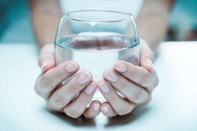 6 thời điểm nước lọc cũng không nên uống, nếu lặp lại thường xuyên sớm muộn gì cũng hỏng thận - 1
