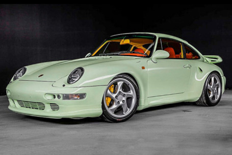 Giật mình với nội thất mẫu xe cổ triệu đô Porsche 911 Turbo S