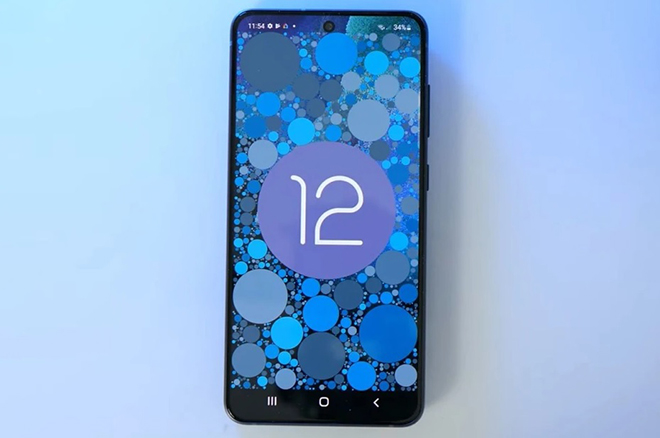 Chưa ra mắt, Galaxy S21 FE đã lộ video đập hộp - 1