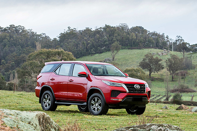 Giá xe Toyota Fortuner lăn bánh tháng 12/2021, ưu đãi 50% phí trước bạ và BHVC - 13