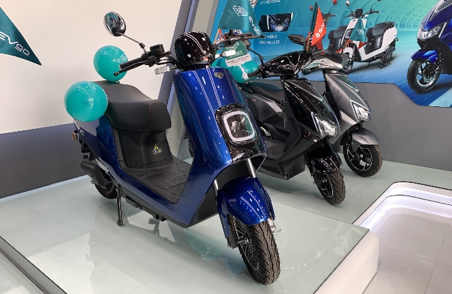 Loạt xe máy điện "đổ bộ" thị trường Việt Nam năm 2021 - 3
