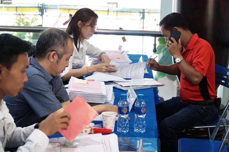 Ông bố Thanh Hóa lãi tiền tỷ sau hơn một năm ôm tiền đầu tư đất tỉnh - 1