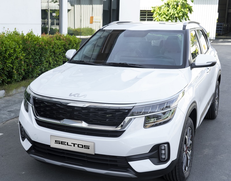 VinFast VF e34 vs Kia Seltos: Xe điện tầm giá 700 triệu đồng có gì cạnh tranh SUV "quốc dân"? - 3
