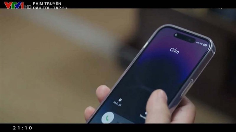 iPhone 14 Pro Max tím đã có trên tay của dàn sao phim truyền hình - 1