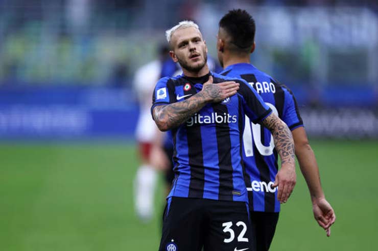 Kết quả bóng đá Inter Milan - AS Roma: Người hùng Chris Smalling (Vòng 8 Serie A) - 1