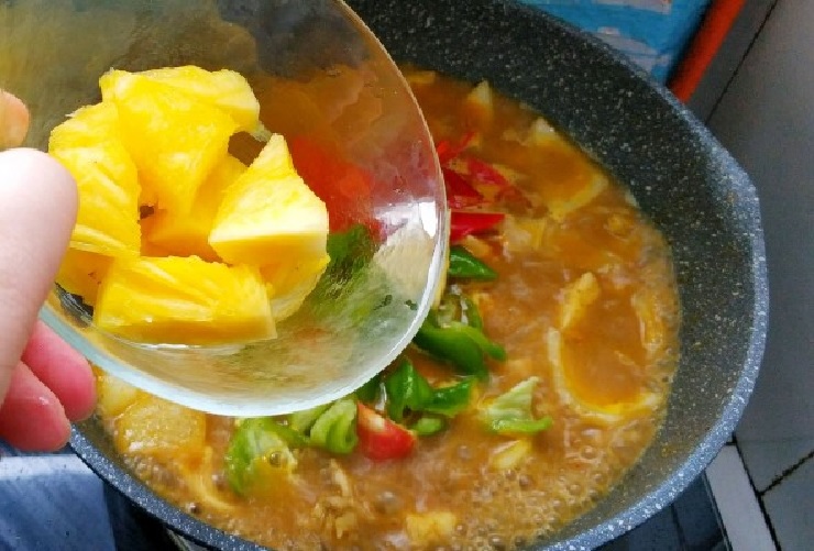 Cách làm món cà ri gà dứa kiểu Thái mềm béo thơm ngon cực đơn giản - 13