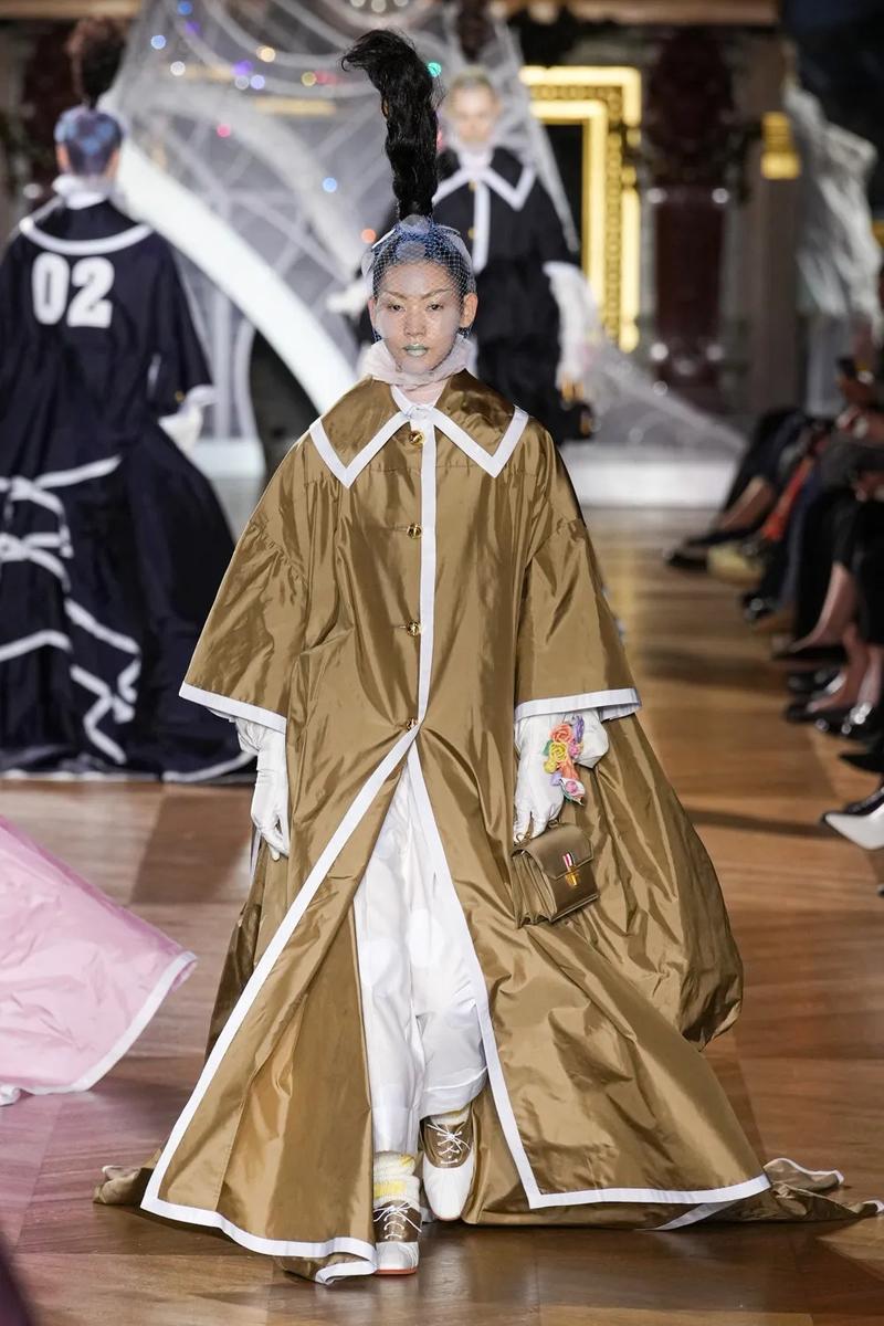 Thom Browne tiếp tục gây choáng ngợp tai Paris - 6
