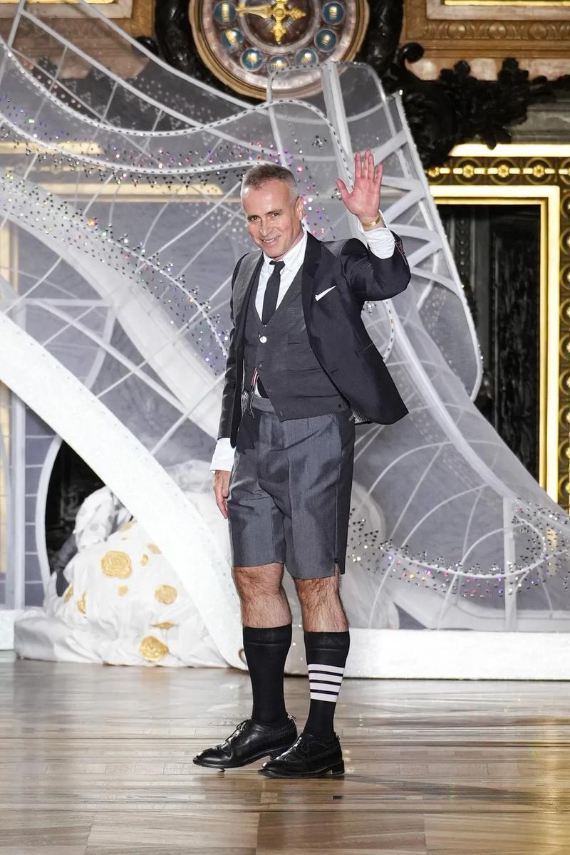 Thom Browne tiếp tục gây choáng ngợp tai Paris - 4