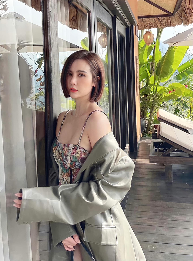 Huyền Lizzie diện áo tắm hot trend, ai cũng phải trầm trồ vì body của mẹ 1 con - 8