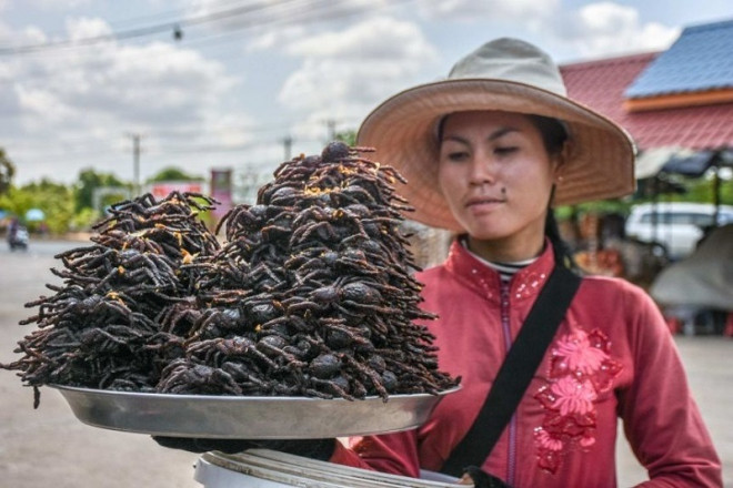 Tạp chí ẩm thực nổi tiếng bình chọn top 5 món ăn "gây sốc" Đông Nam Á, Việt Nam có một món nhiều người sử dụng hằng ngày - 5