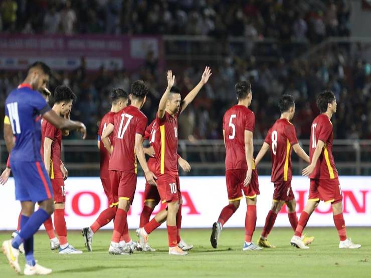 Bảng xếp hạng FIFA: ĐT Việt Nam thăng tiến, Italia vượt Tây Ban Nha