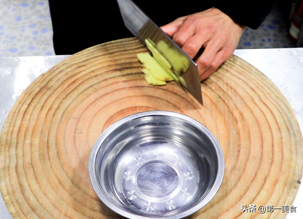 Cách làm bò hầm kinh điển nhất, nước sốt đủ vị, vừa ngon vừa không bị ngấy - 6