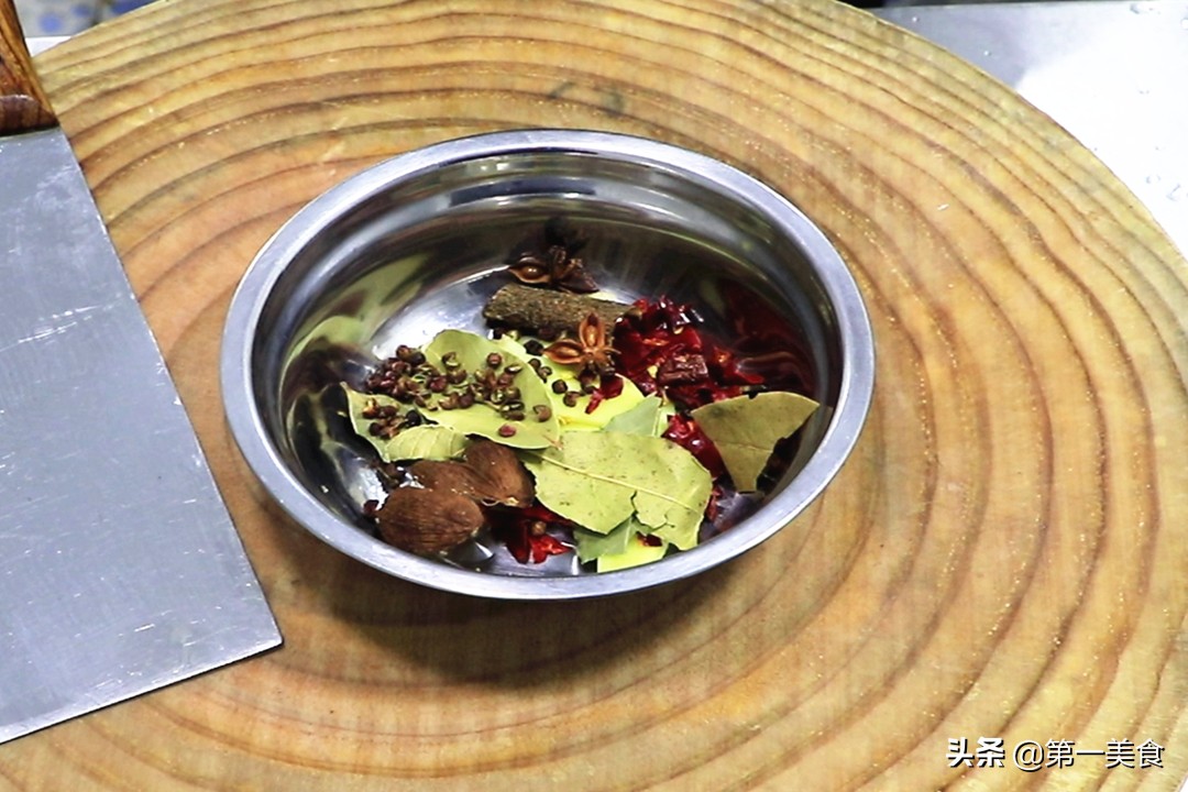 Cách làm bò hầm kinh điển nhất, nước sốt đủ vị, vừa ngon vừa không bị ngấy - 7