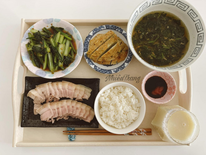 Học ngay thực đơn mẹ đảm Việt nấu cơm cữ thay đổi món đa dạng hằng ngày - 10