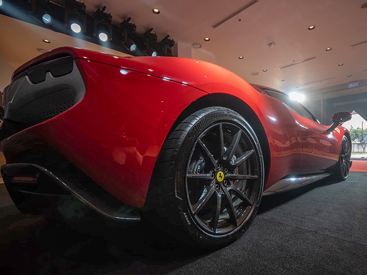 Ferrari giới thiệu siêu xe 296 GTB đến thị trường Việt Nam, giá bán hơn 21 tỷ đồng - 8