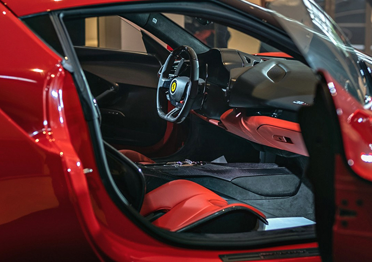 Ferrari giới thiệu siêu xe 296 GTB đến thị trường Việt Nam, giá bán hơn 21 tỷ đồng - 9