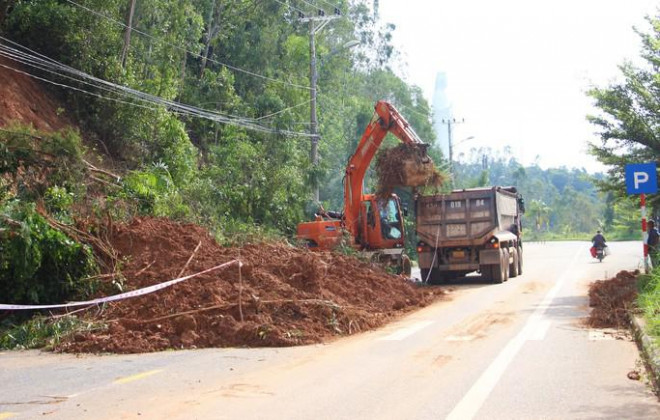 21 điểm sạt lở chia cắt bán đảo Sơn Trà, Đà Nẵng - 1
