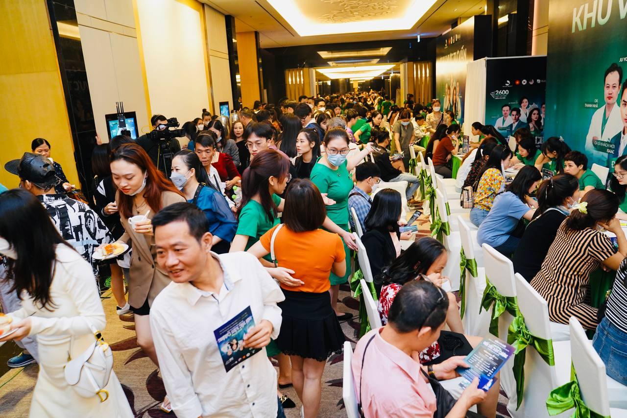 1000 khách hàng nô nức trải nghiệm siêu dịch vụ tại Thu Cúc - 2
