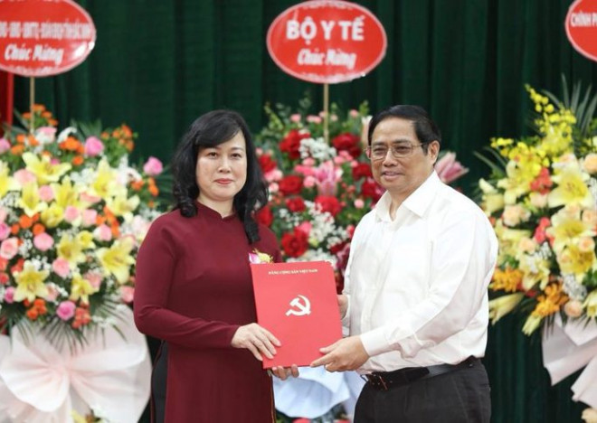 Quốc hội phê chuẩn bổ nhiệm Bộ trưởng Bộ Y tế, Bộ GTVT - 1