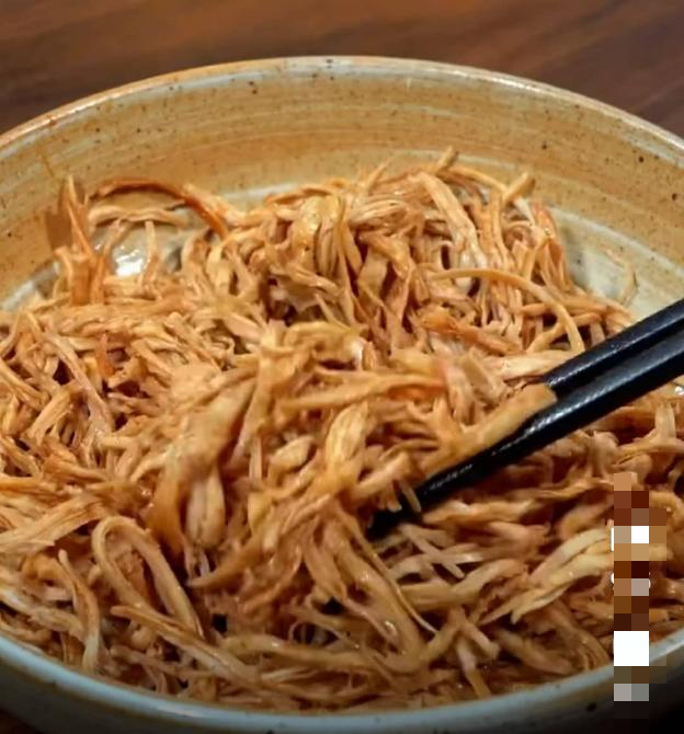 Cuối tuần làm gà khô theo cách mới nhất, nhanh nhất nhưng cực ngon - 5