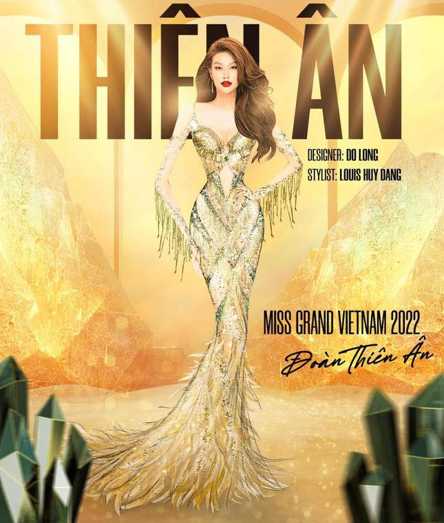 BẢN TIN HOA HẬU 25/10: Váy dạ hội của Thiên Ân ở chung kết Hoa hậu ...