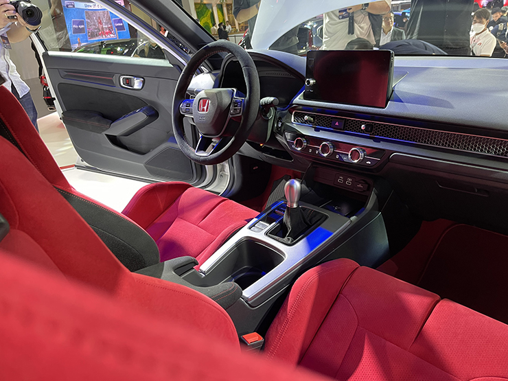 Ảnh thực tế Honda Civic Type R 2023 tại VMS 2022 - 11