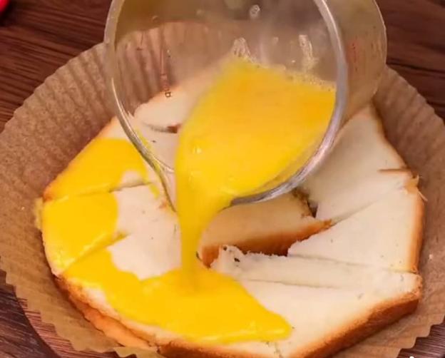 Có nồi chiên không dầu mà không làm bánh pizza cho cả nhà theo cách rất ngon, rất nhanh, rất dễ, không cần đế sau thì phí quá - 2