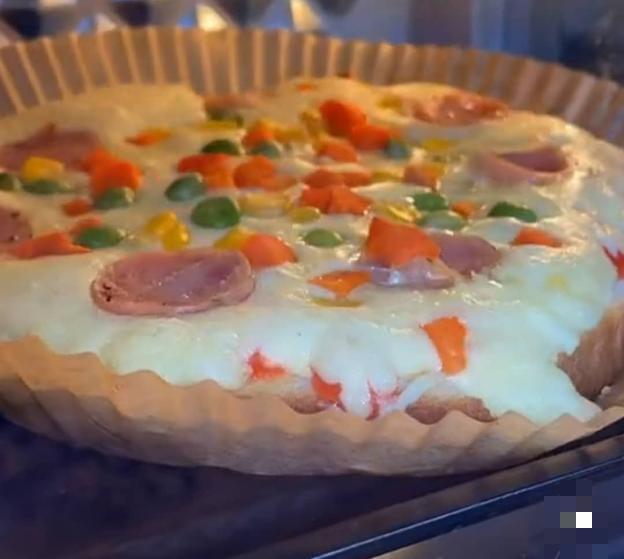 Có nồi chiên không dầu mà không làm bánh pizza cho cả nhà theo cách rất ngon, rất nhanh, rất dễ, không cần đế sau thì phí quá - 7