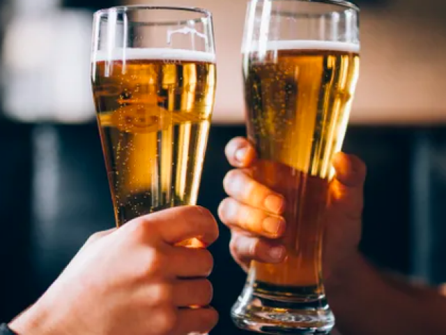 Cuối năm uống rượu bia nhiều, bạn đã biết nên và không nên ăn món gì ...