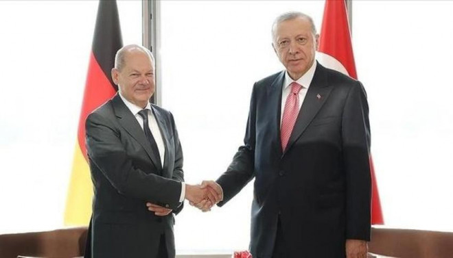 Ông Erdogan nói Thủ tướng Đức đã ‘thay đổi lập trường’ về ông Putin
